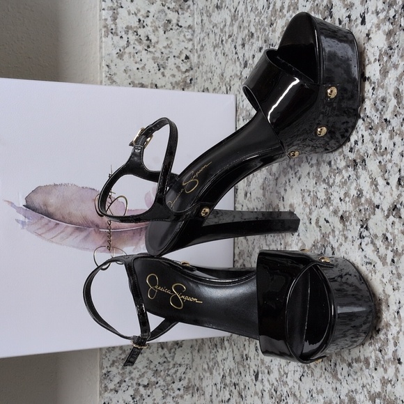 Jessica Simpson Shoes - ✨SOLD✨ NEW Jessica Simpson CALENTA Black Patent Platform Sandals Sz 11